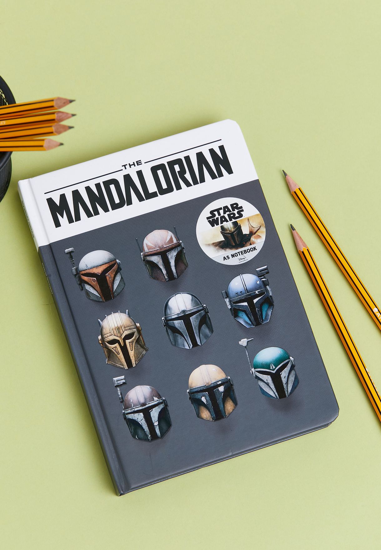 HMB NOTEBOOK: STARWARS- THE MANDALORIAN BOUNTY HUNTERS | NBA5SW14