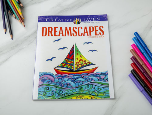 Dreams capes - coloring book